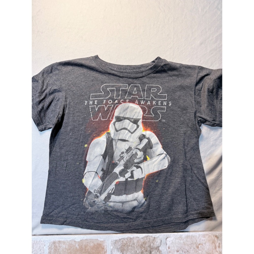 Star Wars The Force Awakens Stormtrooper Graphic Tee Heather Grey Kids Medium MD